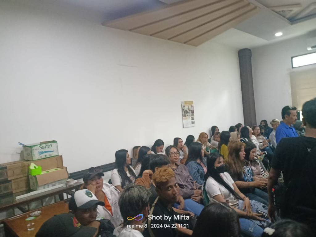 Urusan Perut, Ratusan LC bersama NGO Datangi DPRD Kabupaten&nbsp;Pasuruan