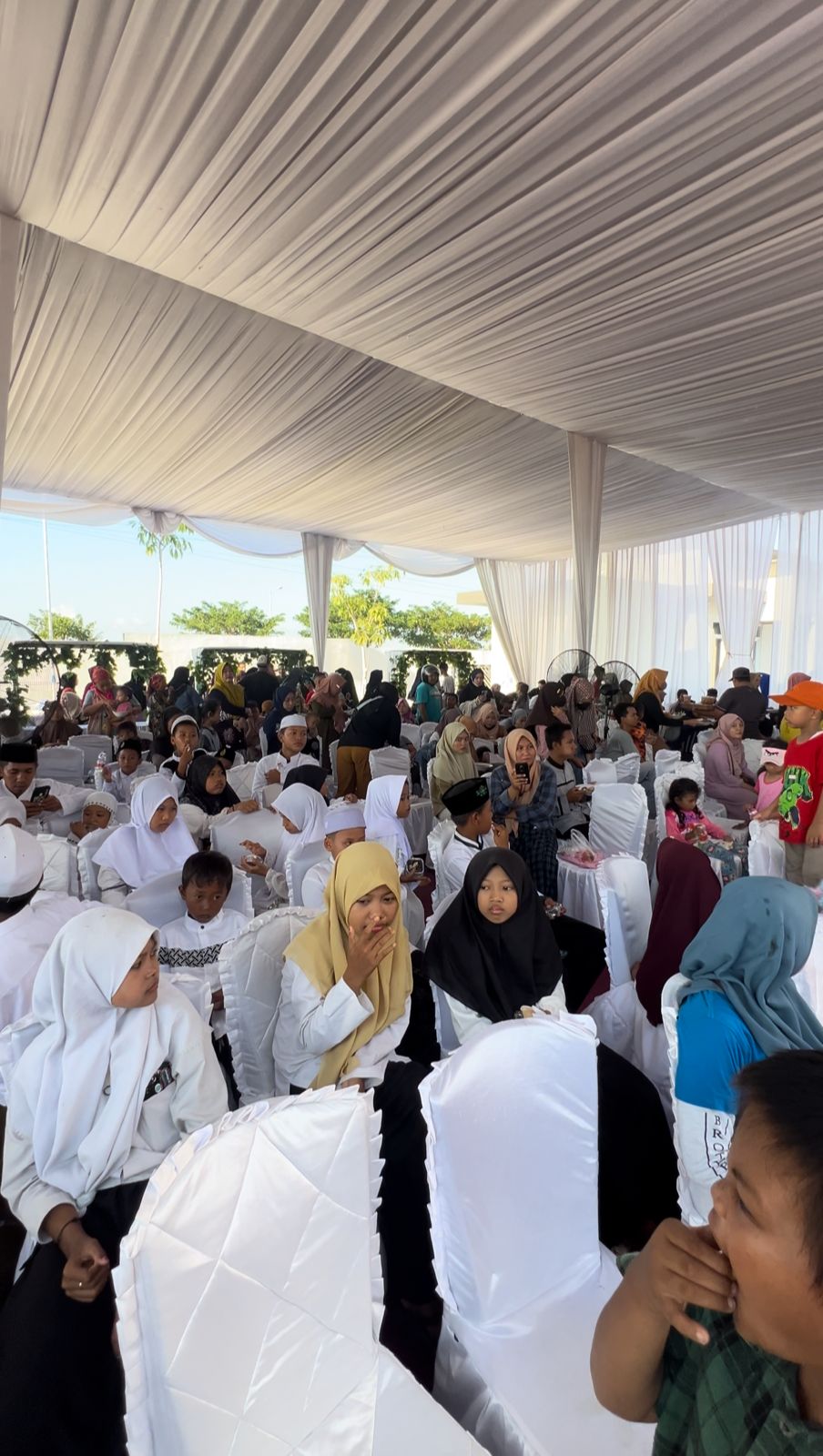 Komunitas BG Skin Berbagi, Berikan Santunan Anak Yatim dan 1000 Porsi Makanan&nbsp;Gratis