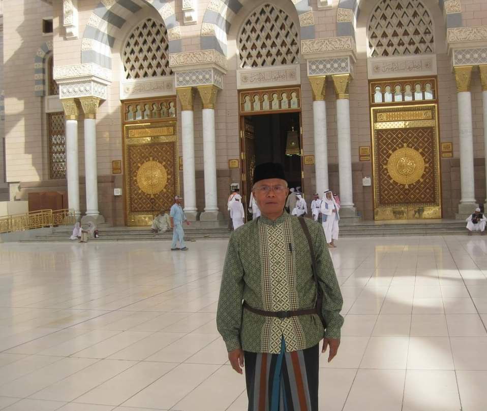 Obituari sang kyai : Kyai Thoyyiban sang Maestro Ilmu Falak telah berpulang