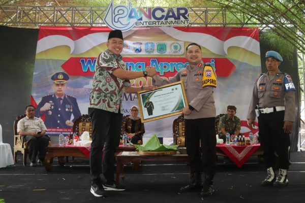 Hari Bhayangkara, Kapolres Pasuruan Mendapat Apresiasi dan Penghargaan dari Multipihak