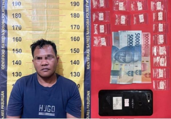 Satreskoba Polres Pasuruan Berhasil Menangkap Tiga Pelaku Pengedar Sabu-Sabu Beserta Barang Buktinya