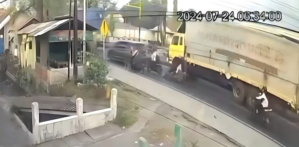 Kecelakaan di Kepulungan, Dua Nyawa Melayang Terlindas&nbsp;Truk