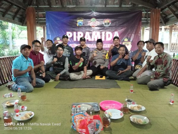 Kolaborasi “Apik” Polres Pasuruan Ngopi Bersama Media (Piramida)